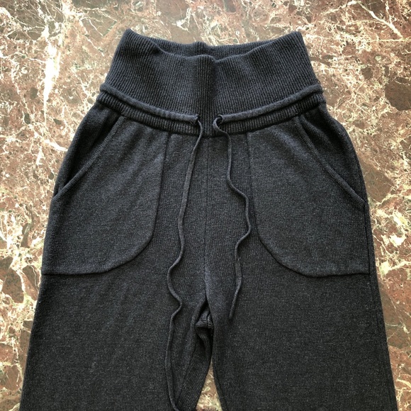 *Rare* LULULEMON Cabin Yogi Cashmere Blend Jogger Sweatpants - Picture 9 of 12